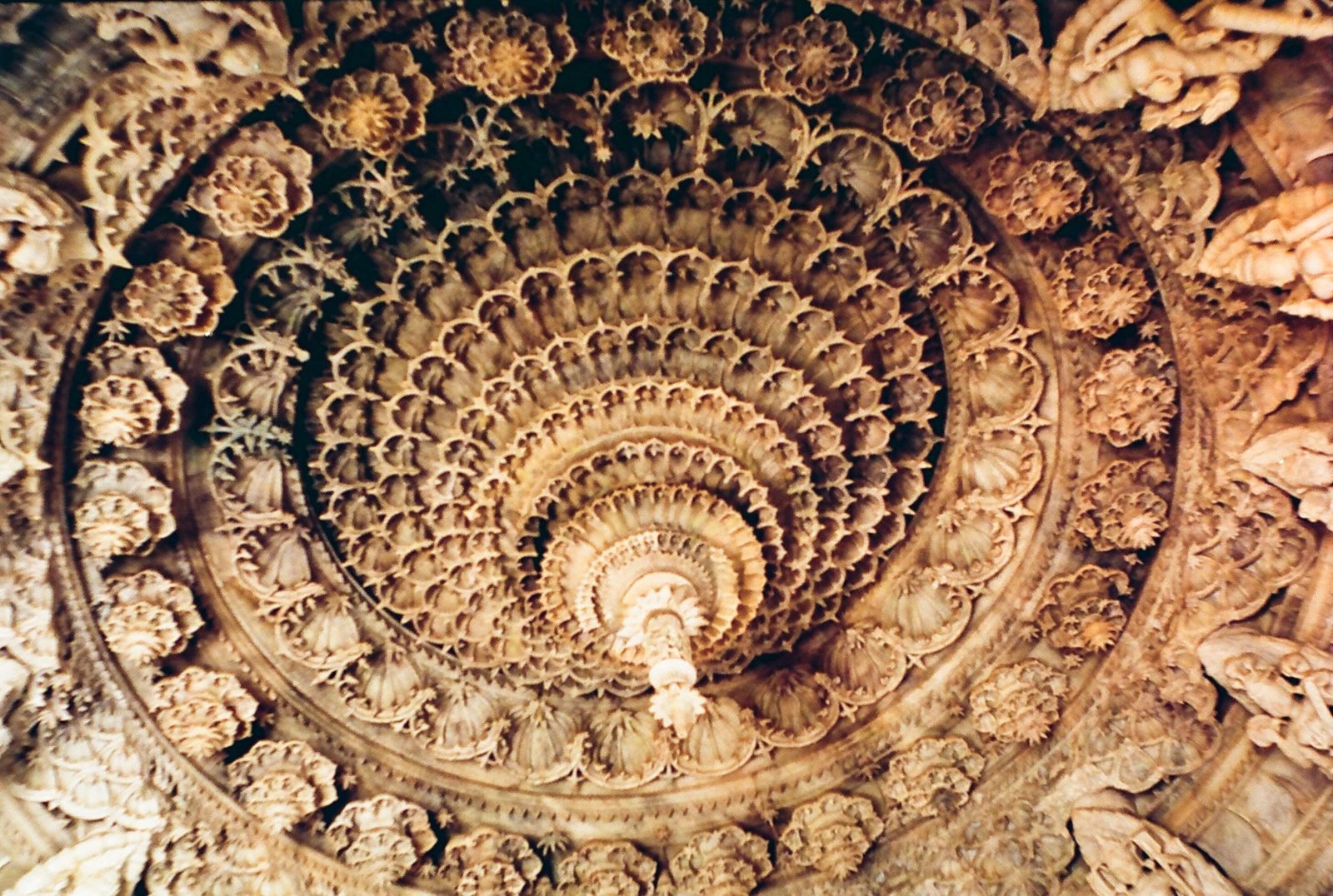 Intricate carved white marble ceiling dome of Dilwara Jain Temples, Mount Abu